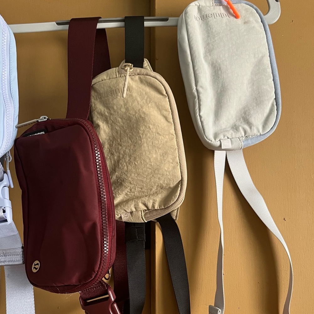 Lululemon belt bag bundle